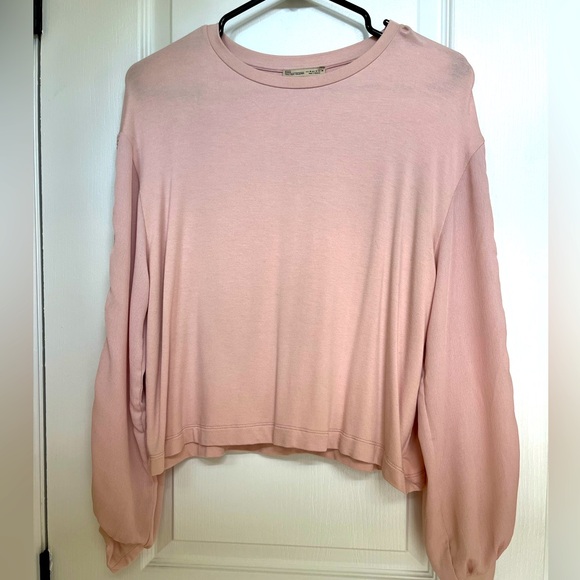 Zara long sleeve shirt-cinched detailed balloon arms in different texture - Picture 1 of 6